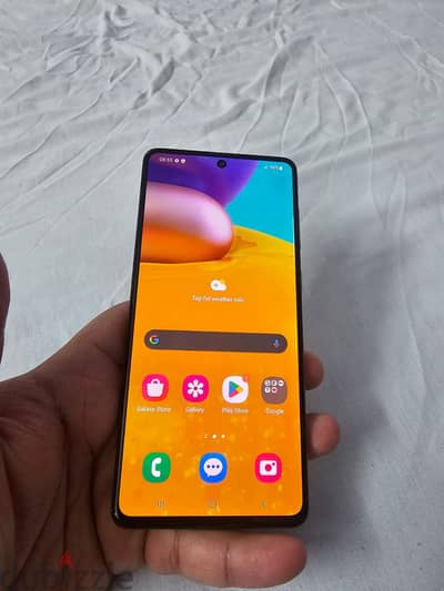 A71 بحالة ممتازة جداً Samsung Galaxy A71