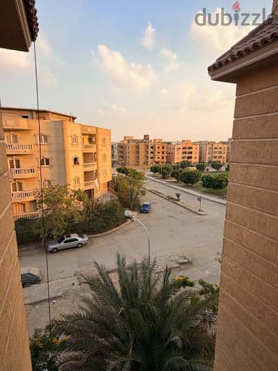 شقة مميزة للبيع بالتاسع بالعبور