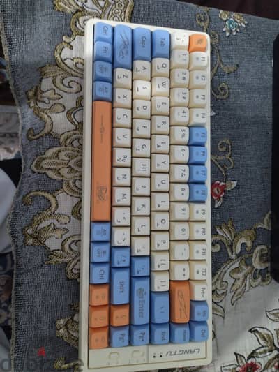 mechanical keyboard