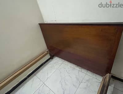 سرير مقاس ١٤٠ من غير ملل