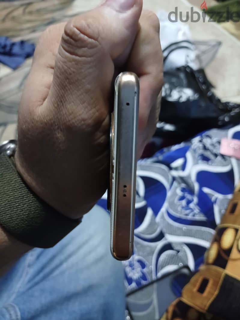 Realme 11 Pro 3