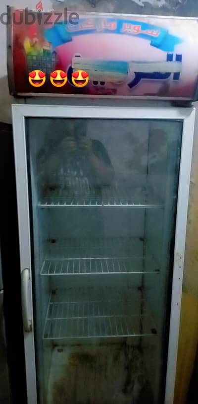 تلاجة عرض بحالة جيدة جدا
