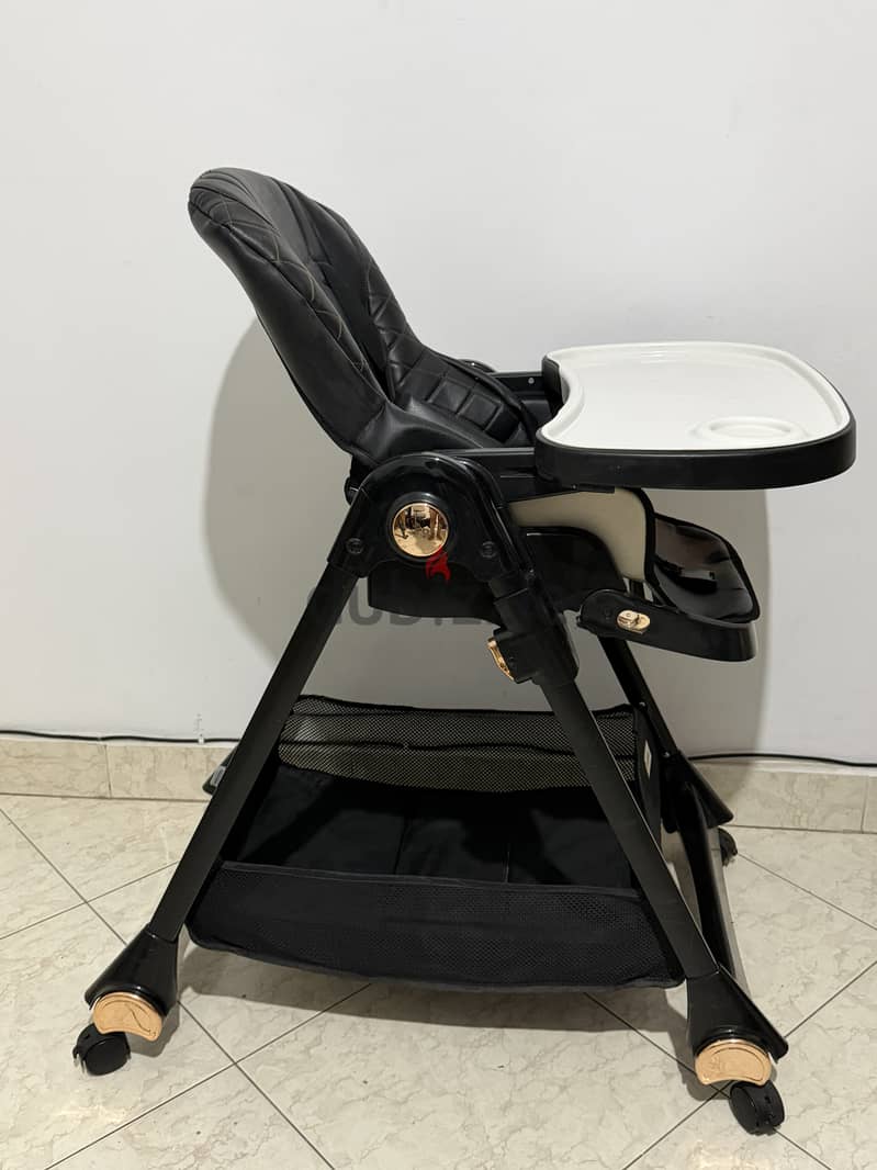Kidilo  baby chair  - foldable -  Multi-Position  (black)(white) 4