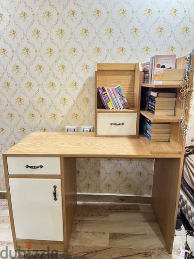 Used home desk