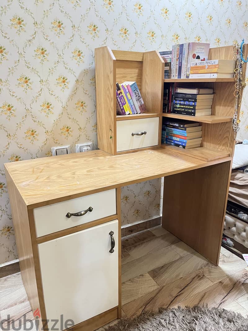 Used home desk 1
