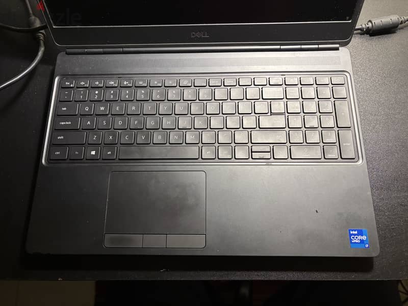 Dell Precision 7560 2