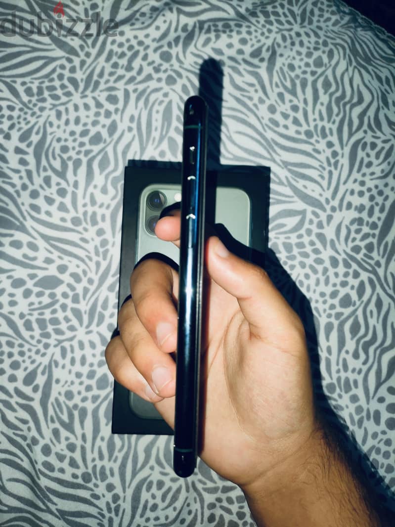 Apple - iPhone 11 Pro 4