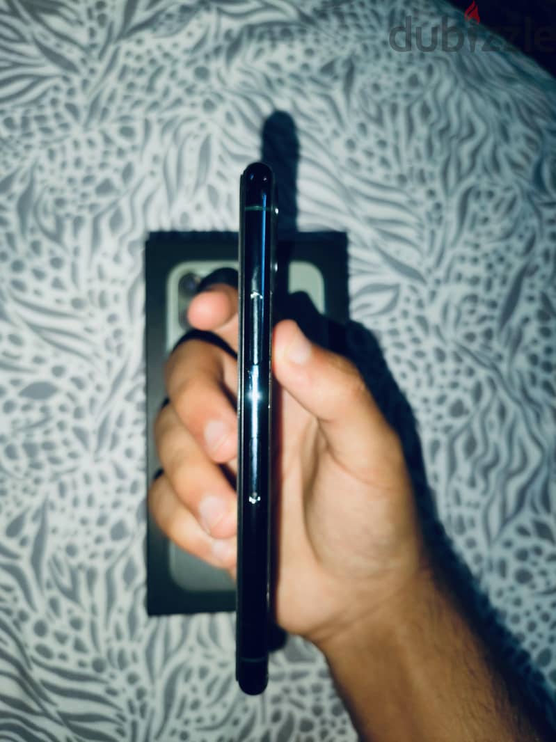 Apple - iPhone 11 Pro 5