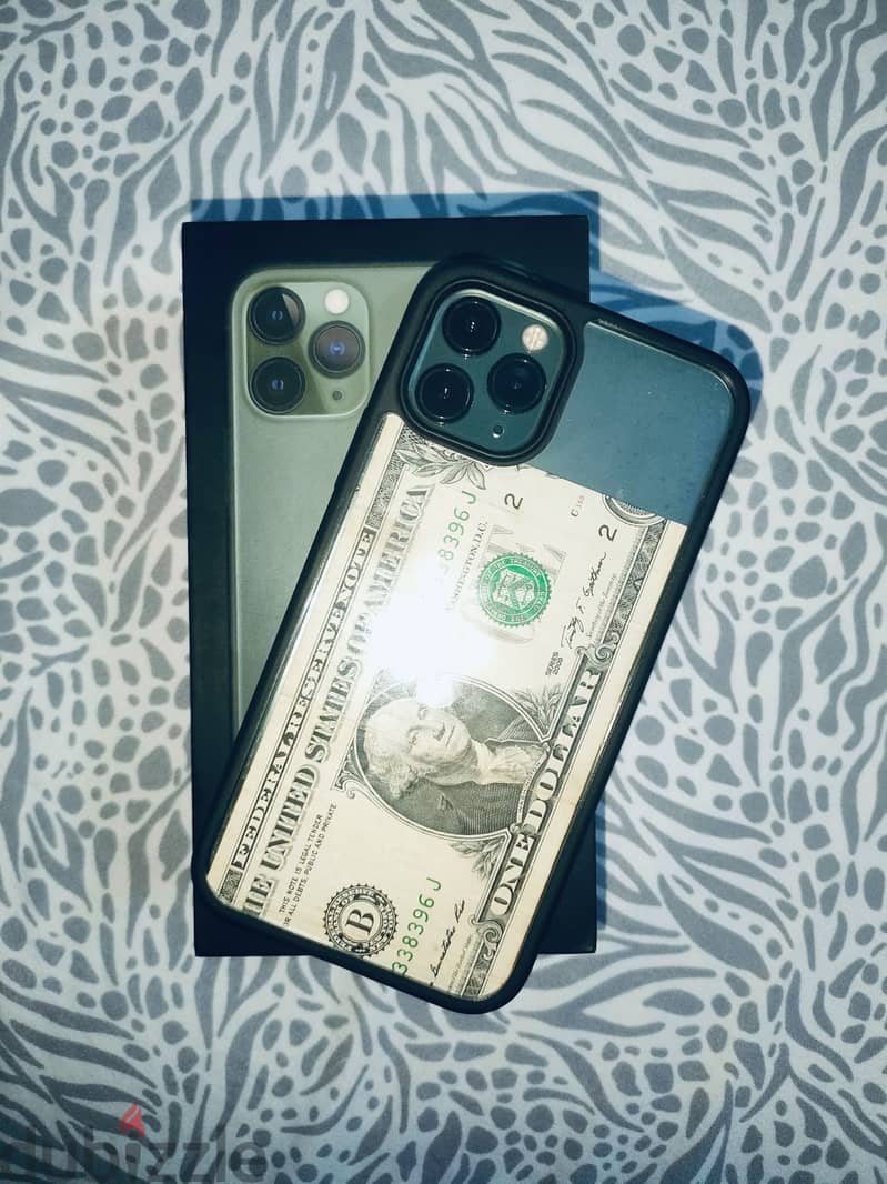 Apple - iPhone 11 Pro 7