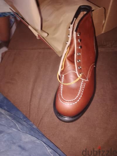 حذاء بوت ريد وينج أصلية Red Wing 8249 (مقاس 42) - جديدة بالعلبة
