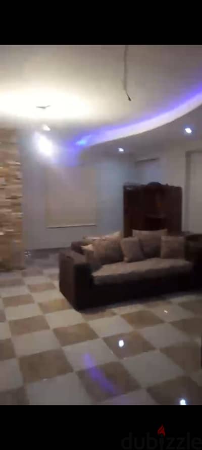 شقة للبيع في اللبيني مفروشة بالكامل