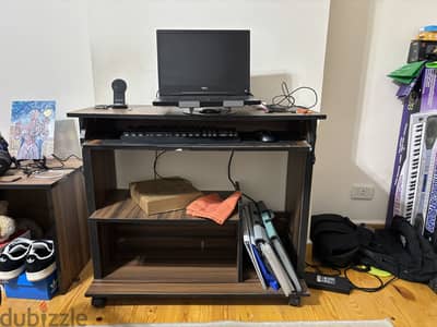 Computer desk