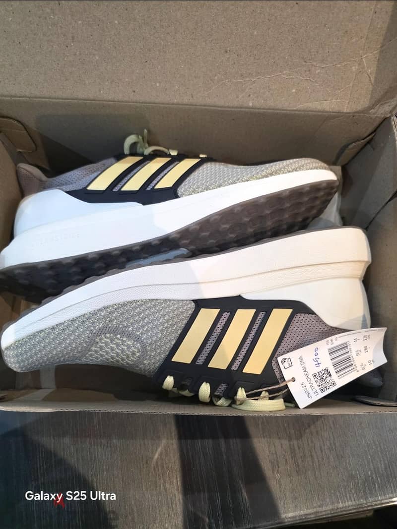 New Adidas shoes 7