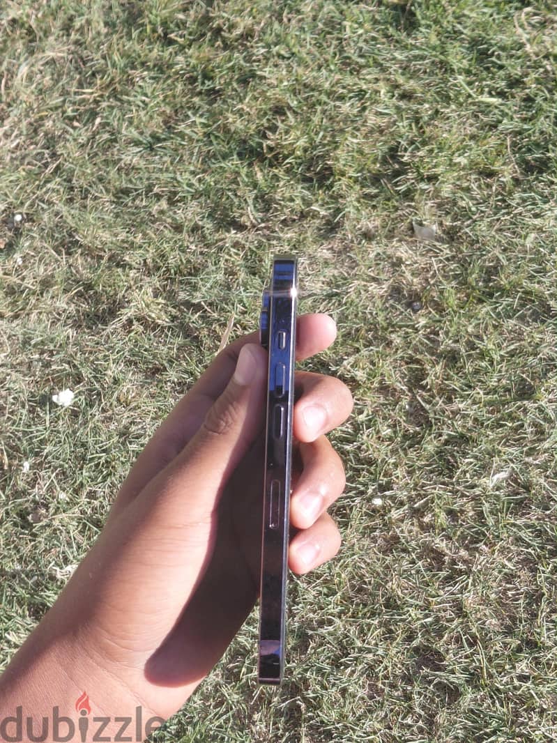 آبل - آيفون 14 برو 2