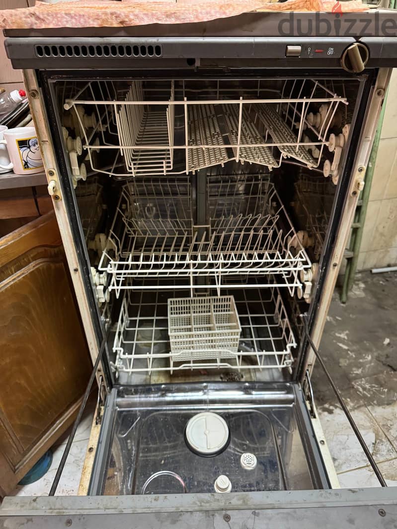 dishwasher 1