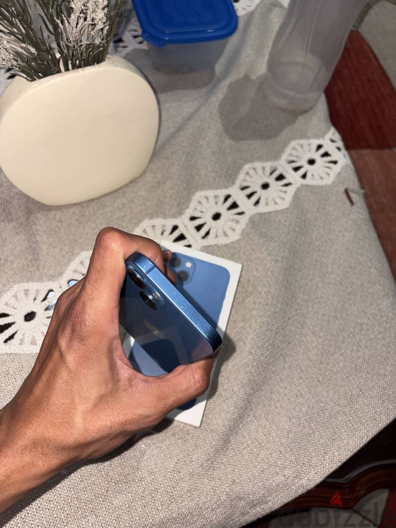 Apple - iPhone 13 3