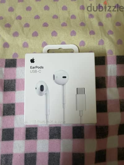 اير بودز تايب سي (Earpods USP-C)