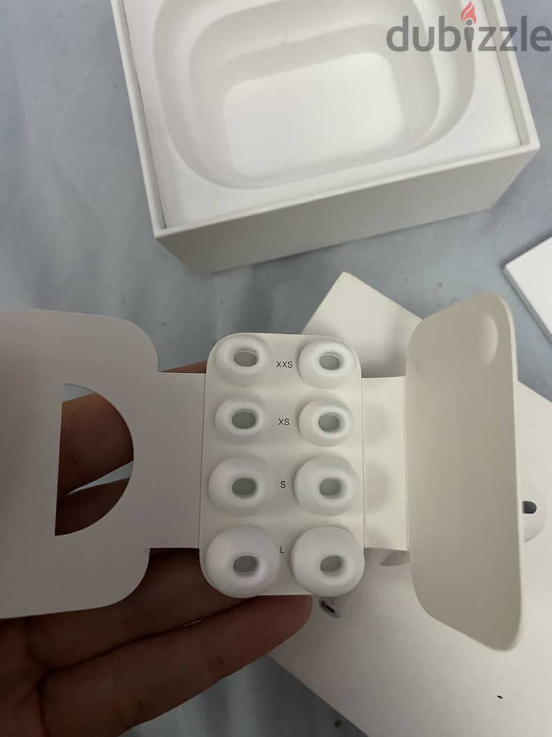 Apple AirPods pro 3 5