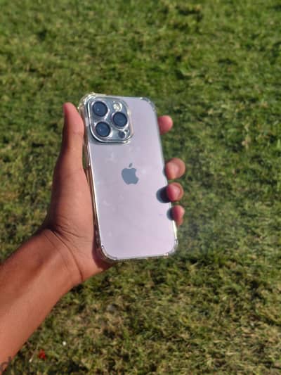 آبل - آيفون 14 برو