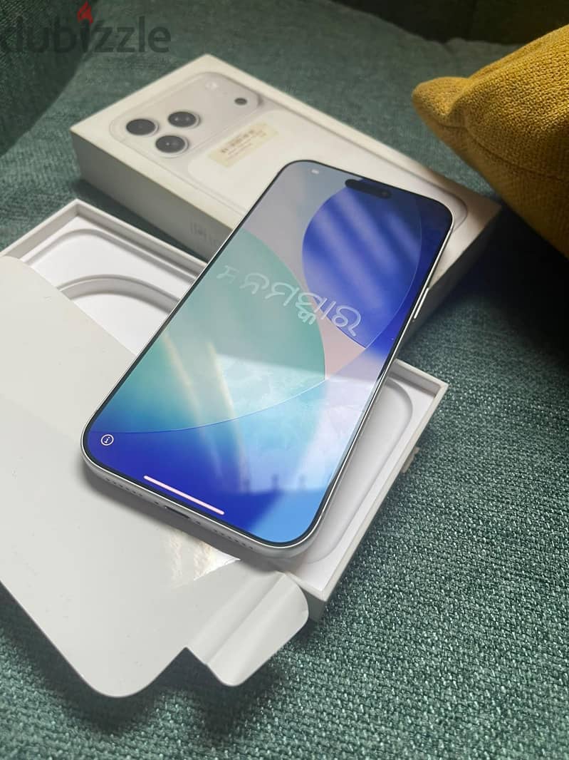 Apple - iPhone 17 Pro Max 3