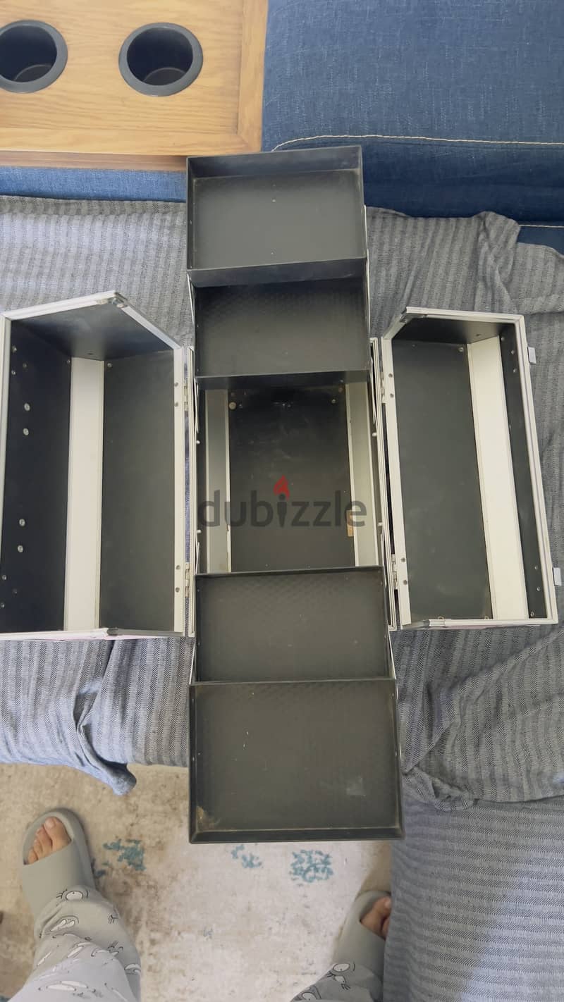 Professional makeup box 2
