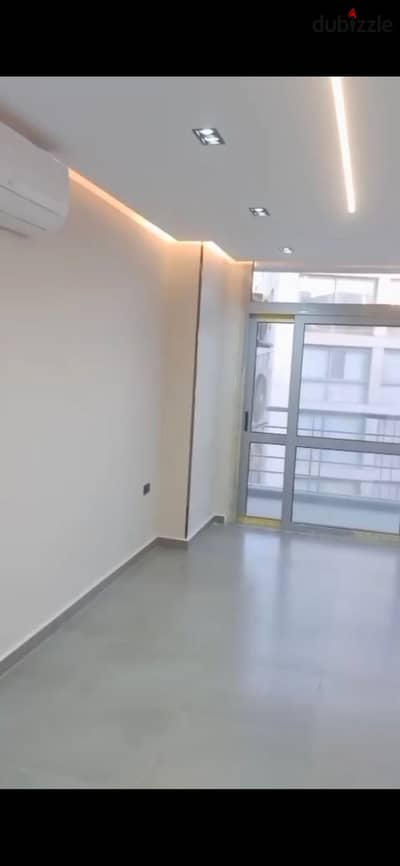 New apartment for rent with air conditioning in One Katameya Compound, super deluxe finishing, first occupancy