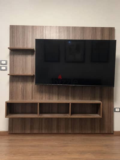 للبيع وحدة تلفزيون / Tv unit