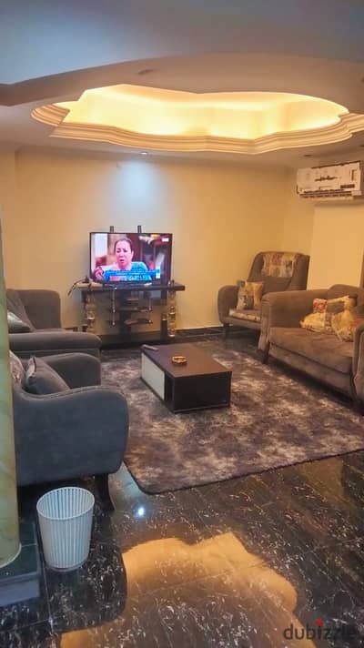 للايجار مفروش بحدائق الاهرام 150 متر