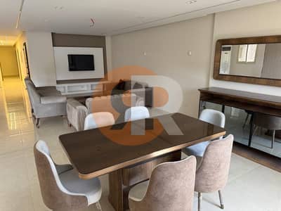 For sale in Nasr City, prime location, 250 sq m furnished