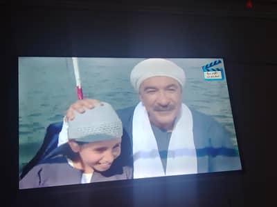 شاشه توشيبا ٥٥ بوصه حالتها ممتازه بي ١٧