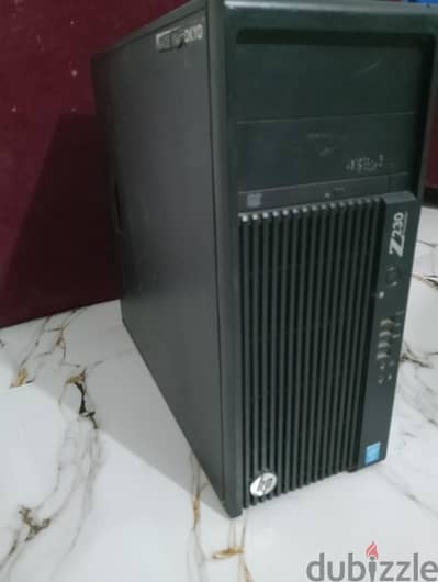 كمبيوتر للبيع بسعر لقطة
