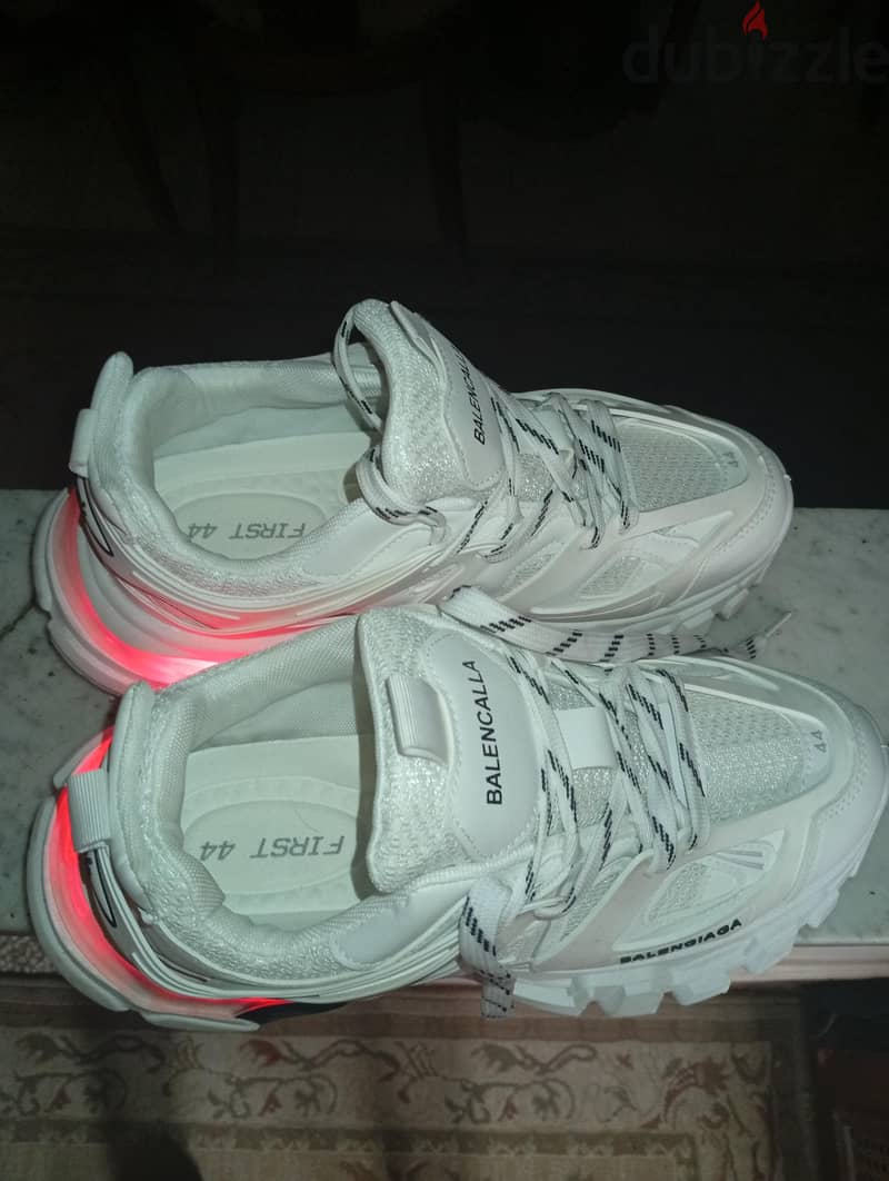 Track Led white 1
