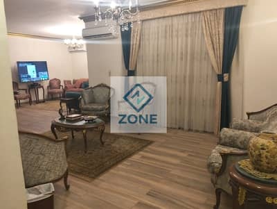 للايجار مفروش بسعر لقطه 3نوم 3حمام مساحه 211 فى البى1 فيو جاردن