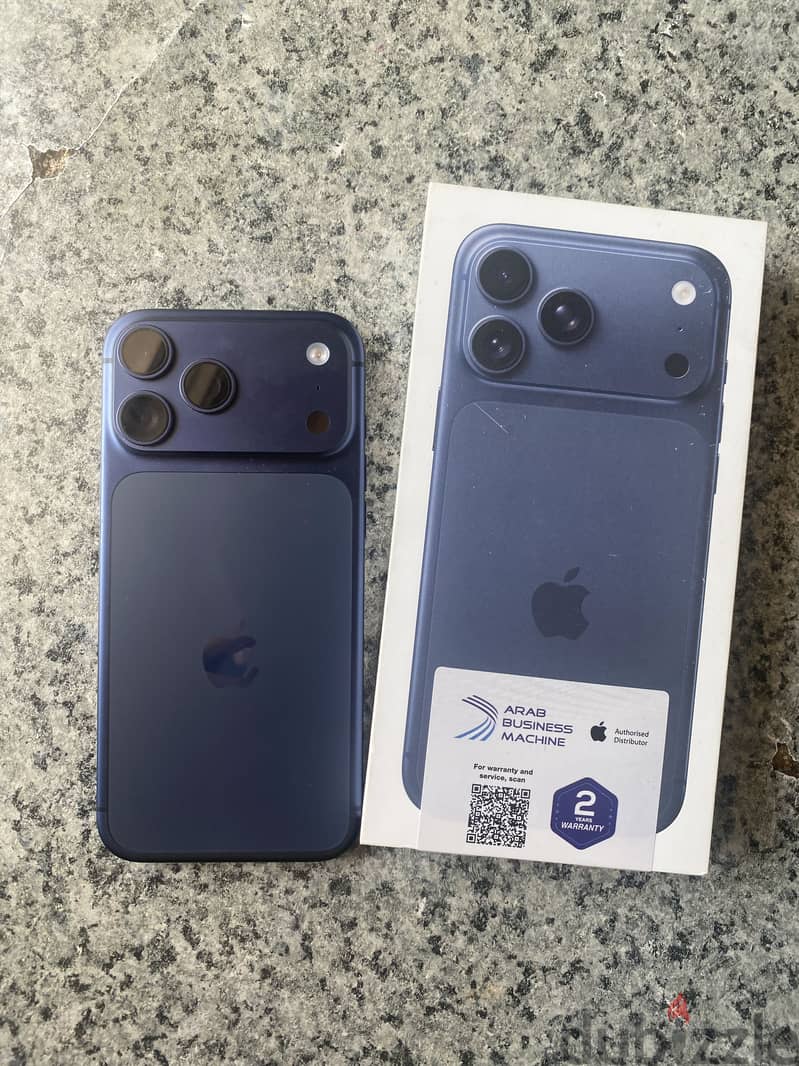Apple - iPhone 17 Pro Max 9
