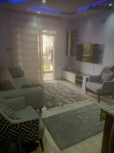 Furnished apartment for rent in Madinaty B11, prime location near services, super lux finishing