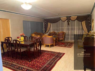 A furnished apartment is available for rent in Al Rehab, Phase 8. Located on the third floor, it spans 162 square meters and features 3 bedrooms and 2