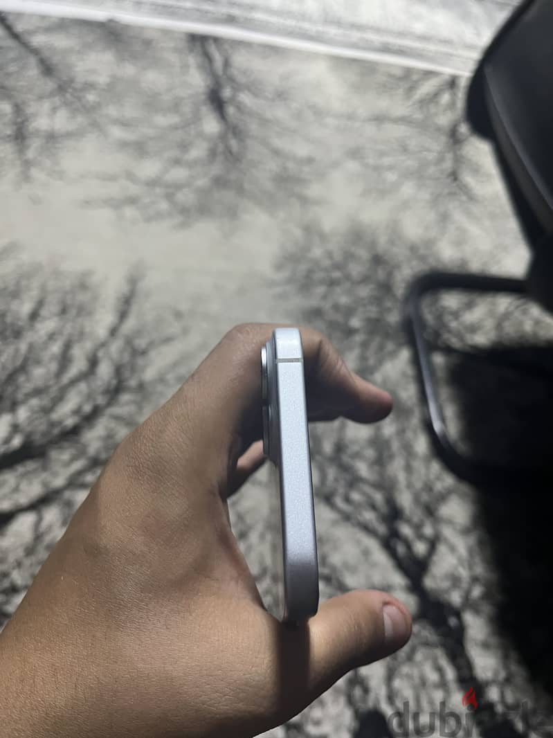 Apple - iPhone 15 plus B 96% 4