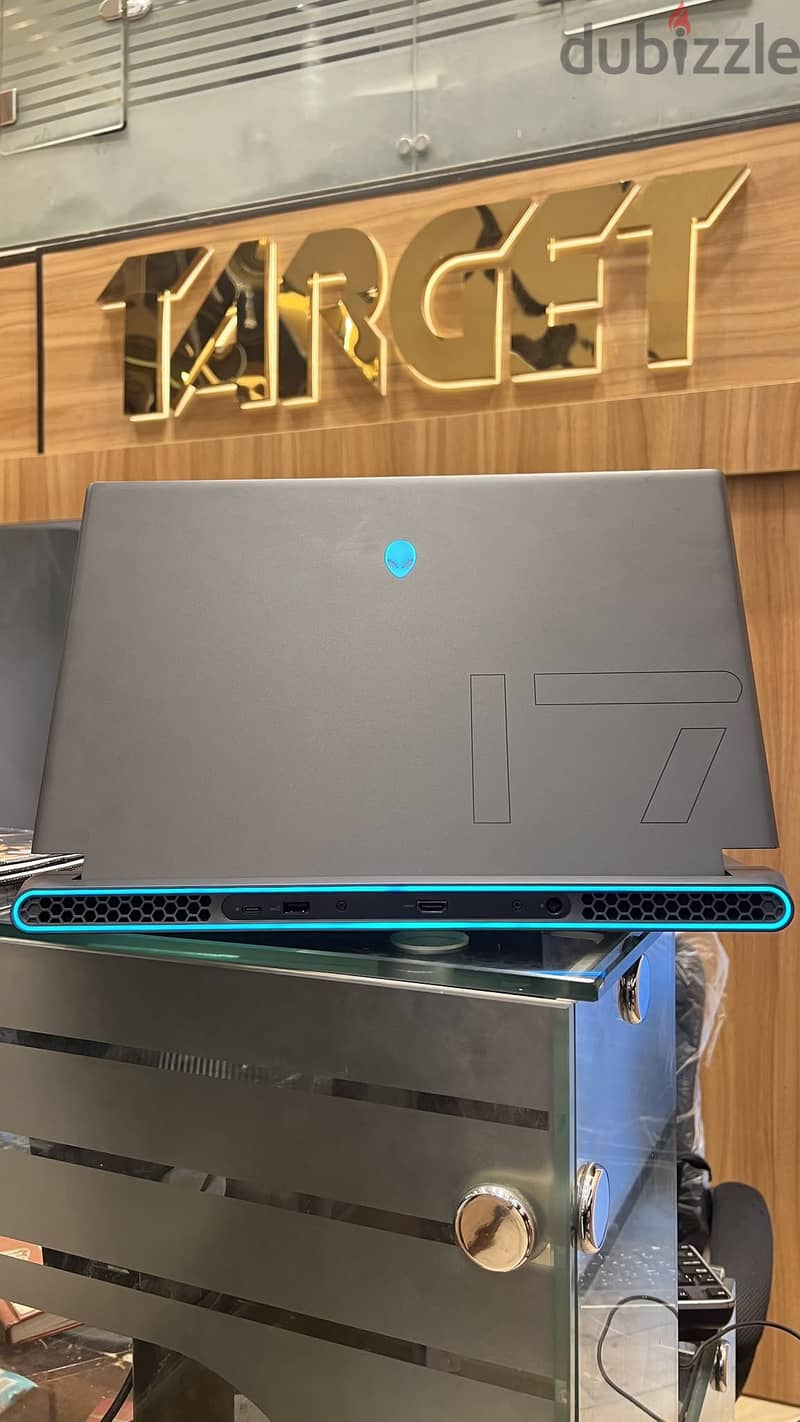 لابات Dell Alienware M17 R5 8