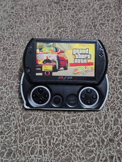psp حاله ممتازه جدا بدون شاحن