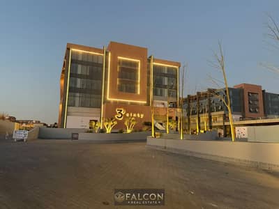 مكتب بقلب التجمع بالجولدن سكوير باعلي عائد مع three sixty - new cairo قسط