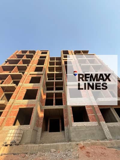 117m View Front on Fifth Floor – Front View of Landscape and Water Features | Cash with 40% Discount