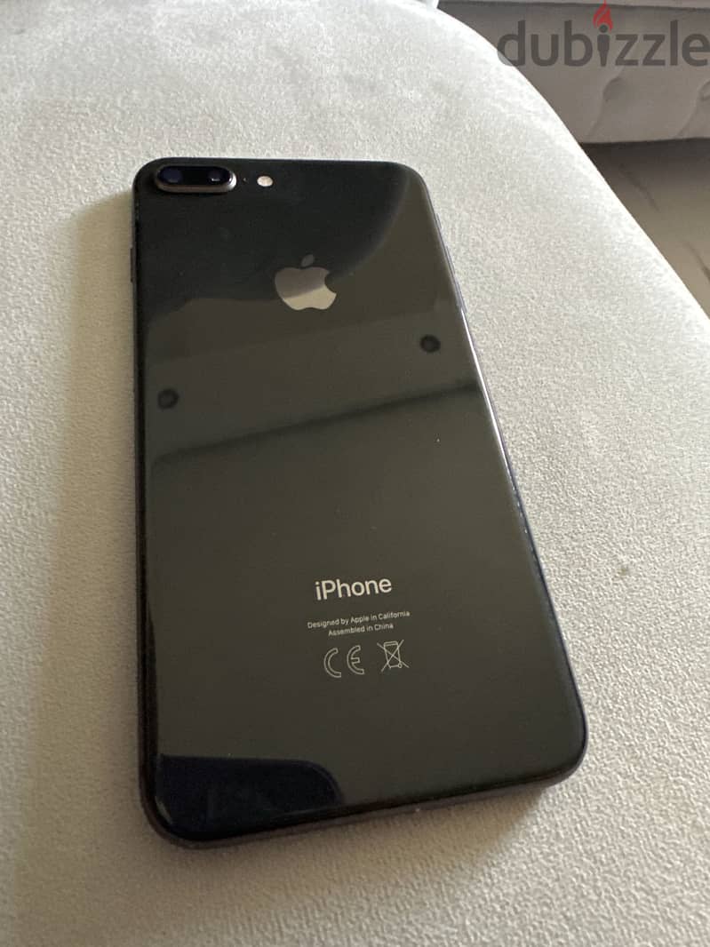Apple - iPhone 8 Plus 1