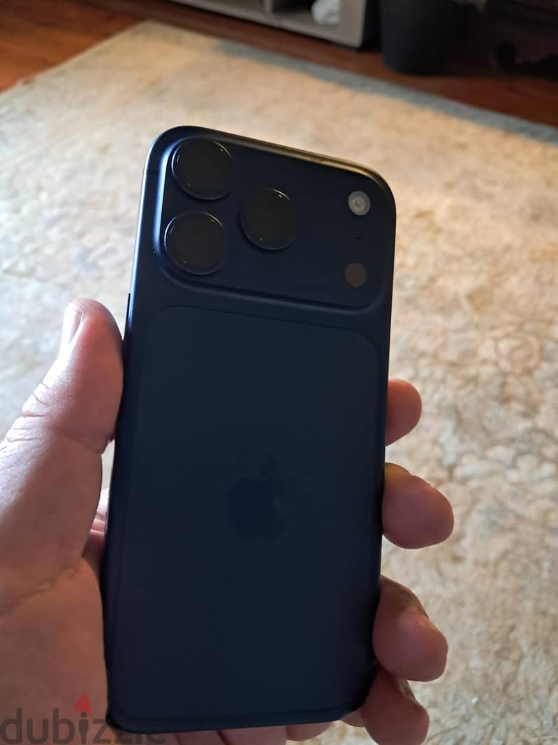 Apple - iPhone 17 Pro 2