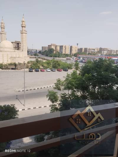 120 sqm Apartment for Rent – Third Floor – 3 Bedrooms – Prime Location Opposite the Mosque, Gas Station & Services – Open Panoramic View – Mostakbal C