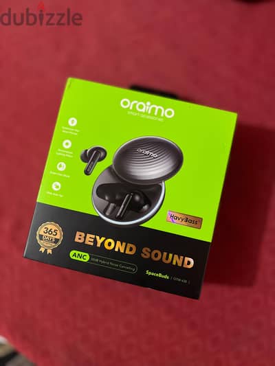 للبيع  سماعة oraimo space buds  الاصدار الاصلي ـ بحالة ممتازة!