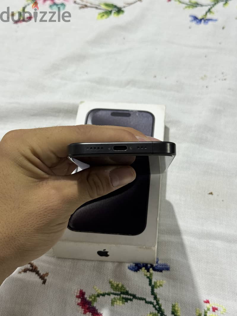 Apple - iPhone 15 Pro 8