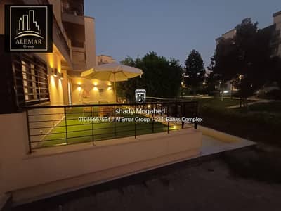 للبيع ارضي بحديقه في b8  مساحه 148+50