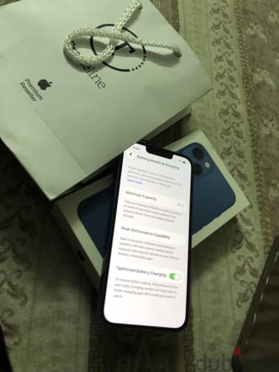 آبل - آيفون 13