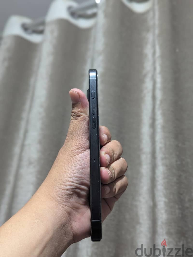 Apple - iPhone 16 Pro Max 4