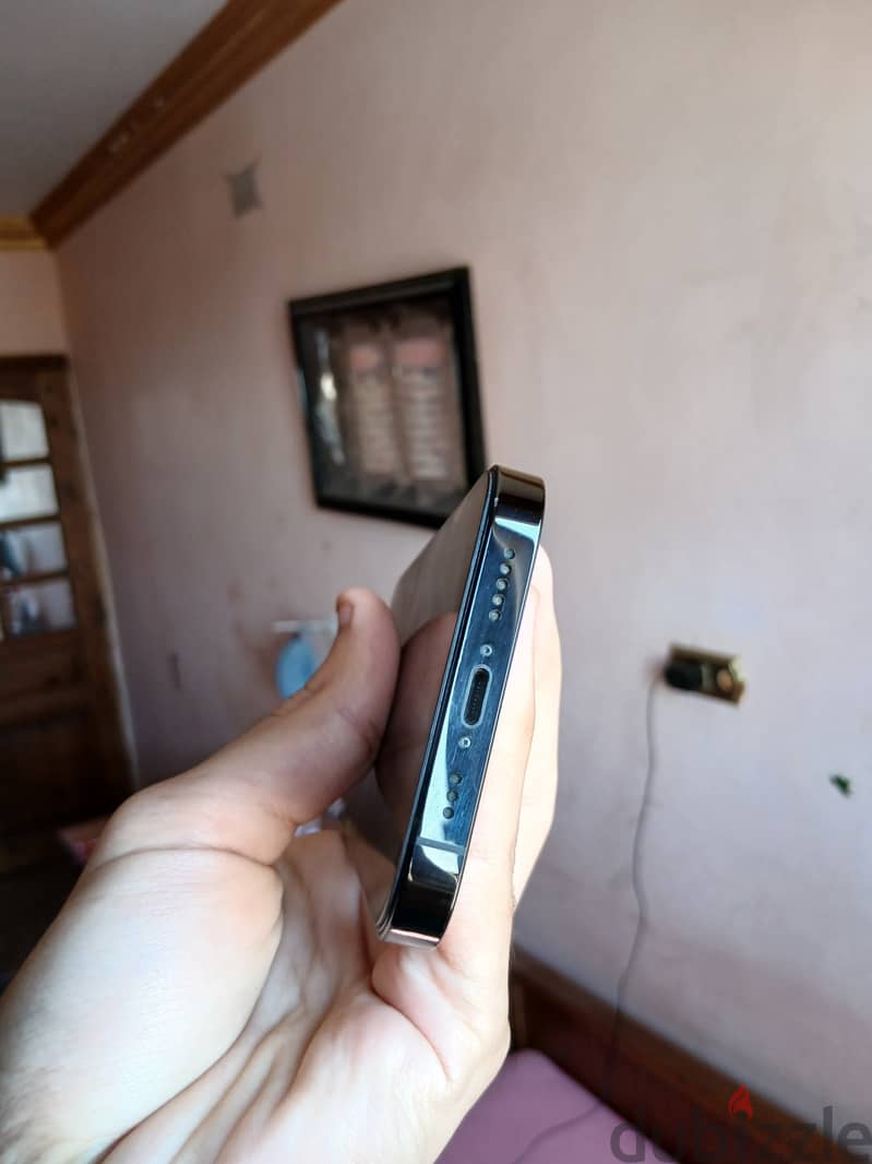 Apple - iPhone 14 Pro 3